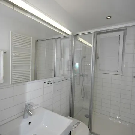 Fantastic - Flower 32